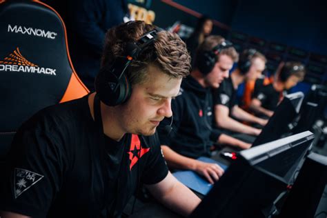 Dupreeh hits CS:GO history with $2m prize money milestone .